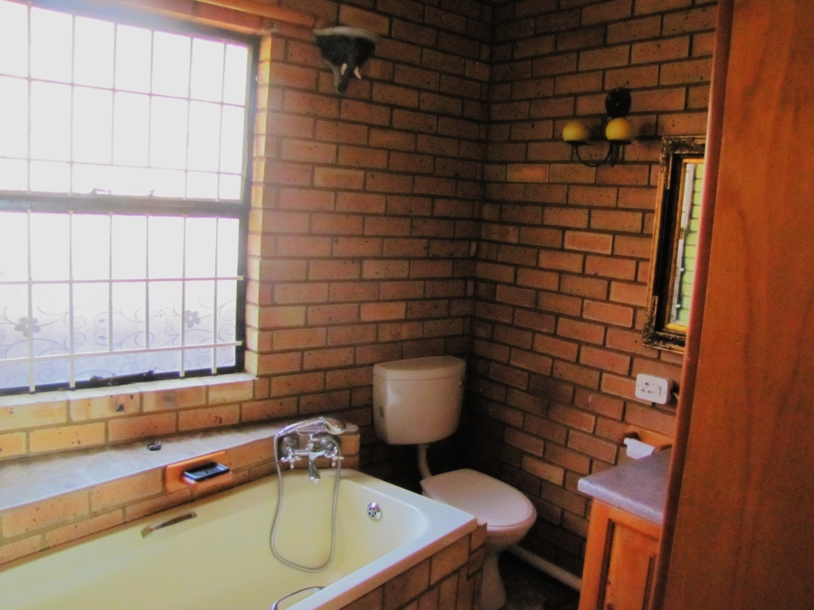 5 Bedroom Property for Sale in Elandsrand North West
